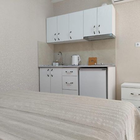 Pushkin Street Pearl Otel Kutaisi Dış mekan fotoğraf
