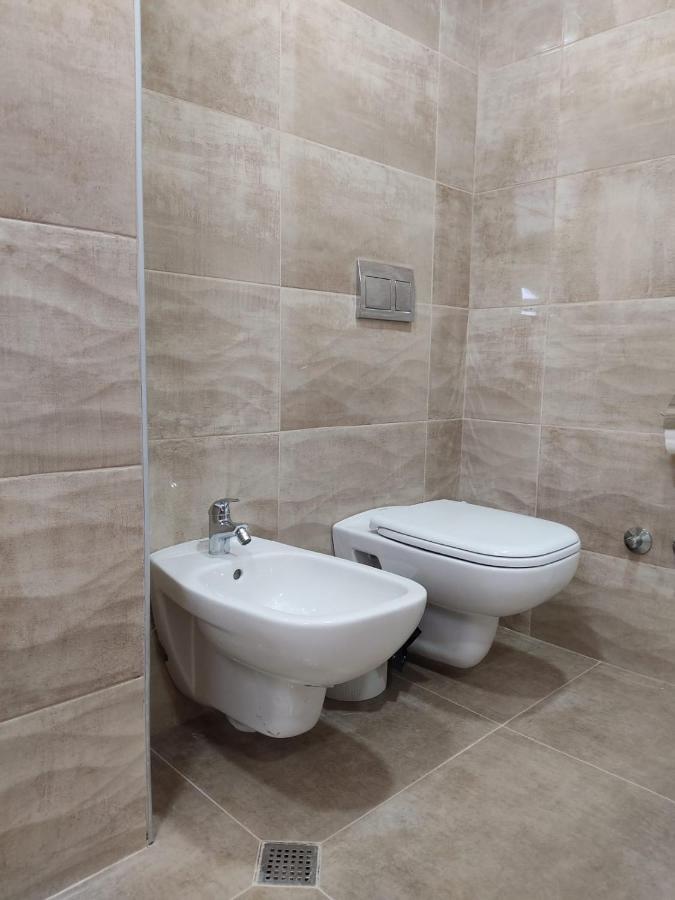 Pushkin Street Pearl Otel Kutaisi Dış mekan fotoğraf