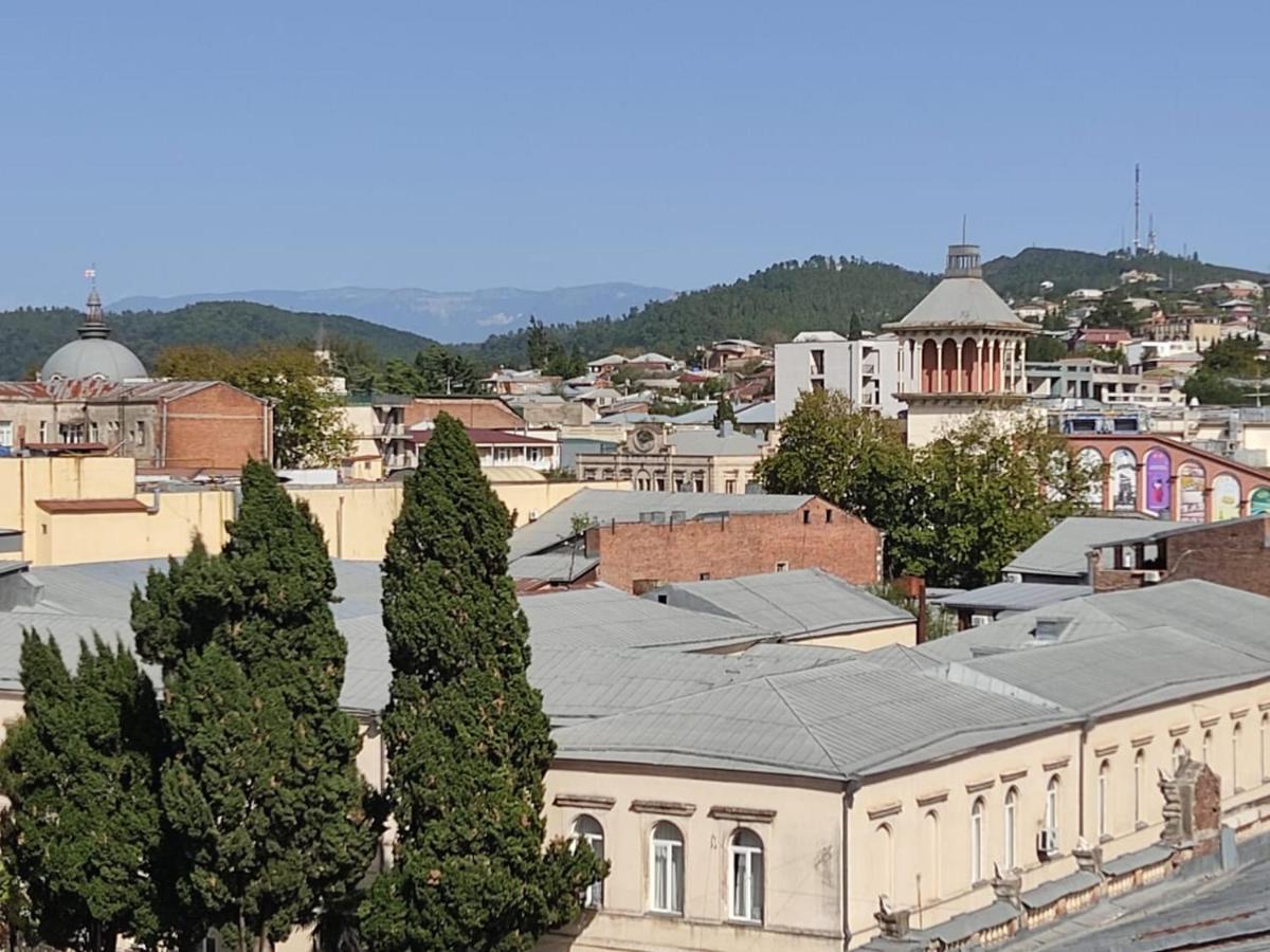 Pushkin Street Pearl Otel Kutaisi Dış mekan fotoğraf
